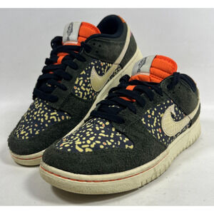 NIKE Rainbow Trout Mens 7.5 Dunk Low Retro SE Sneakers Shoes FN7523-300 Green